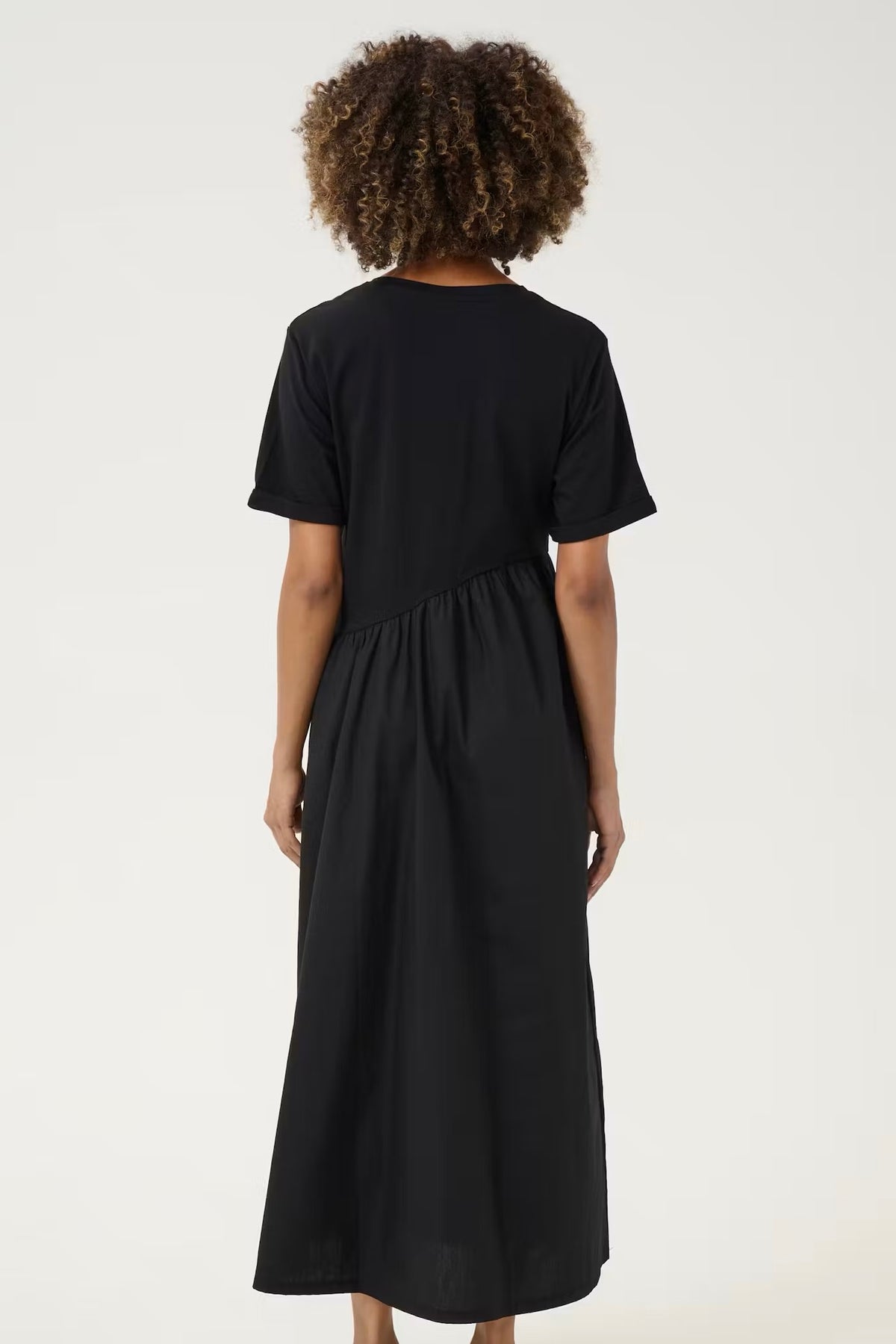 Culture: Aca Dress