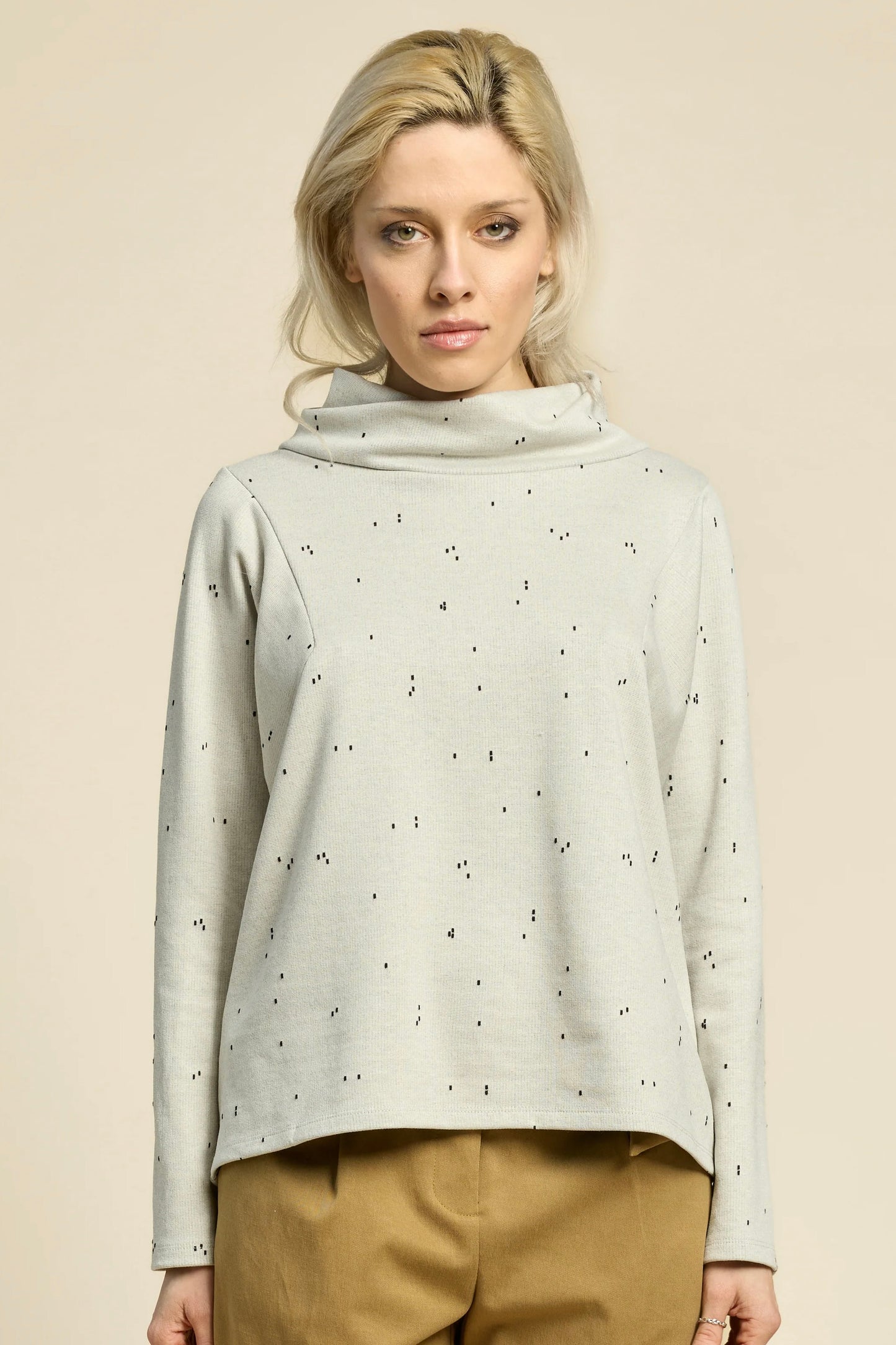 Cokluch: Reminder Sweater (2 Colours)